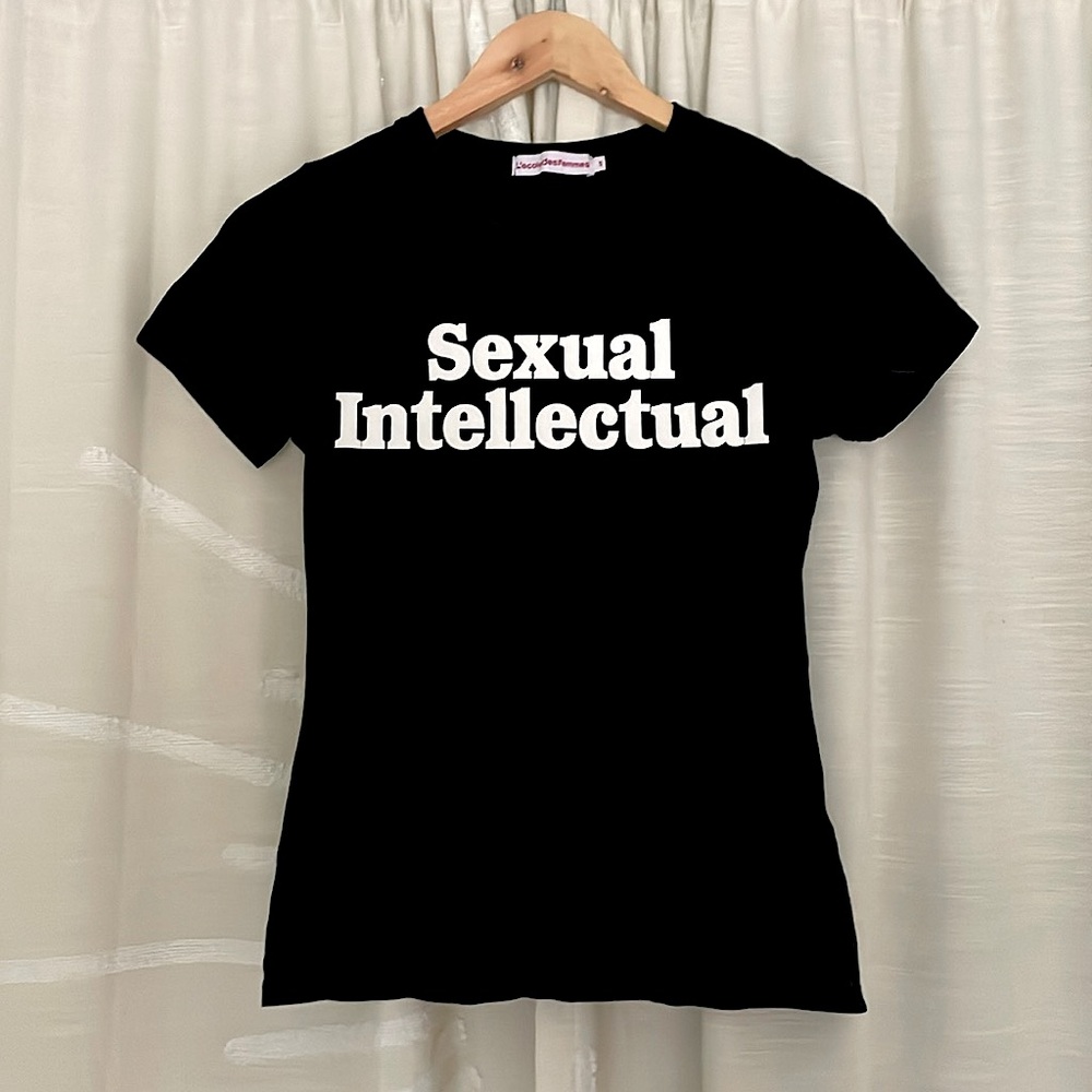 L’ecole des Femmes Sexual Intellectual T-shirt Size S